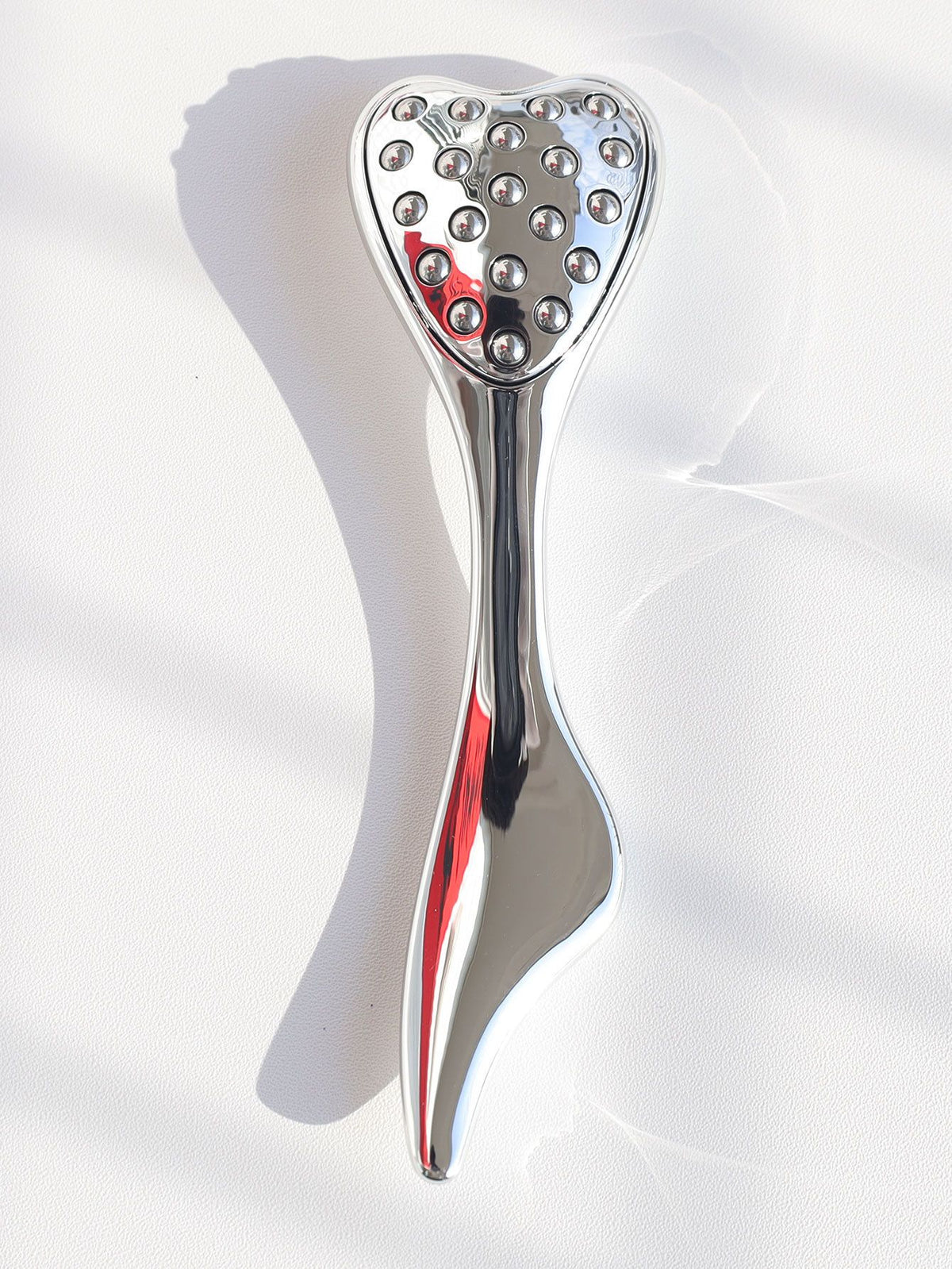 Stainless Steel Heart-Shaped Roller Massager – Black